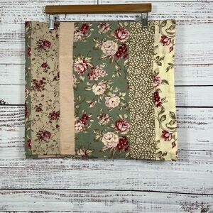 Home Expressions JC Penney Green Floral Curtain Valance